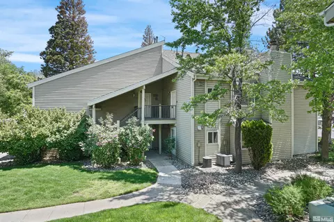 2386 Roundhouse Rd, Sparks, NV 89431