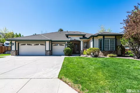 706 Norfolk Dr, Carson City, NV 89703