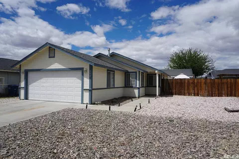 302 Kathy St, Fallon, NV 89406