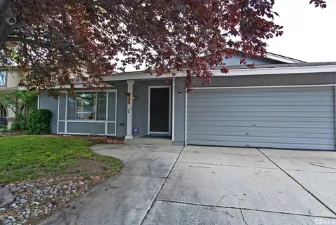 1476 Heather Ct, Sparks, NV 89434