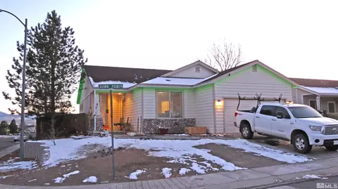 201 Crown Point Dr, Dayton, NV 89403