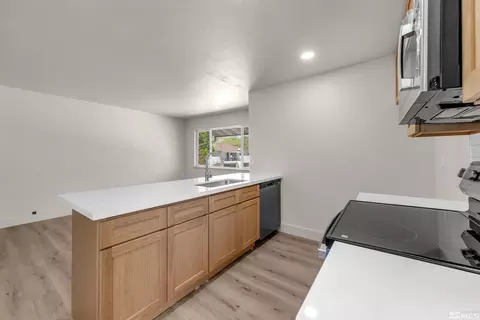 745 Jamaica Ave #4, Reno, NV 89502