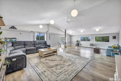 1131 Linda Anne Ct, Gardnerville, NV 89410