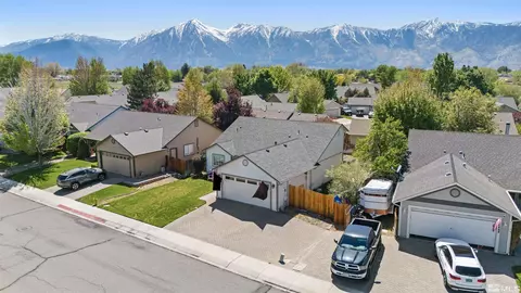 1466 Edlesborough Cir, Gardnerville, NV 89410