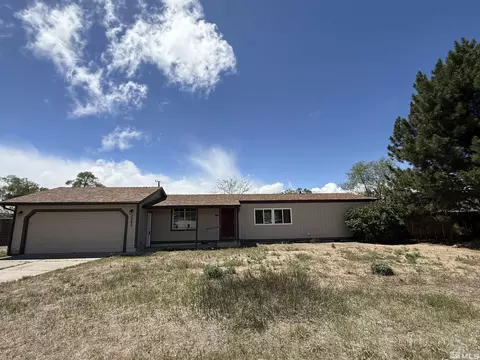 3860 Loon Ct, Reno, NV 89508