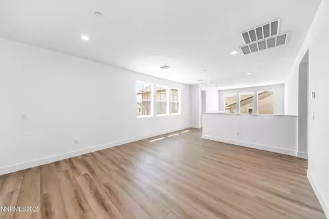 385 Pah Rah Ridge Dr #HARRIS 37, Sparks, NV 89441