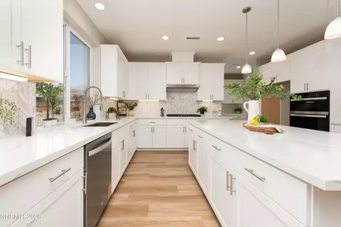 620 Sage Grouse Lp, Gardnerville, NV 89460
