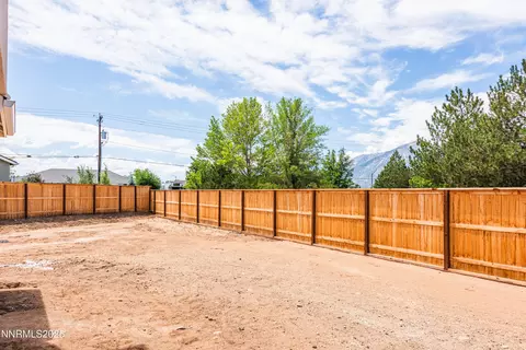 692 Sage Grouse Lp, Gardnerville, NV 89460 photo 5
