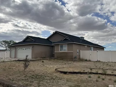 Exterior - 5740 Sarah Rd, Fallon, NV 89406 photo 7 of 8