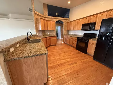 Kitchen - 5740 Sarah Rd, Fallon, NV 89406 photo 2 of 3