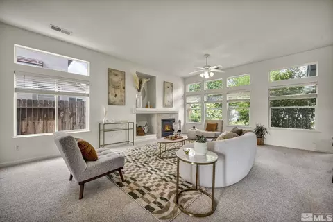 9596 Rockcrawler Ct, Reno, NV 89521 photo 2