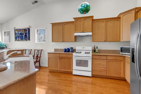 7123 Beacon Dr, Reno, NV 89506 photo 9