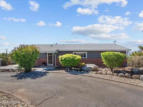 60 Redstone Dr, Reno, NV 89512