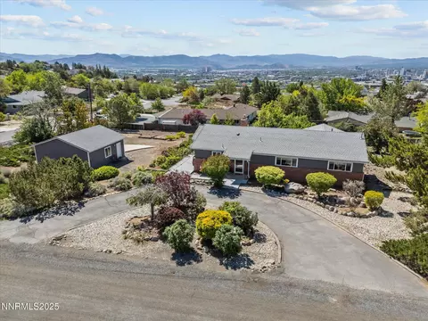 60 Redstone Dr, Reno, NV 89512