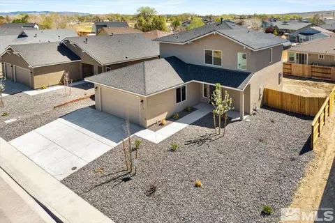 867 Agate Way, Fernley, NV 89408