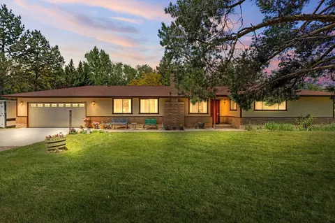 295 Andrew Ln, Reno, NV 89521