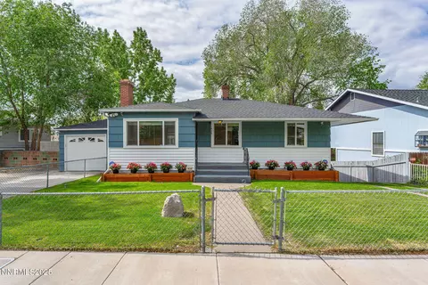 438 Glenmanor Dr, Reno, NV 89509