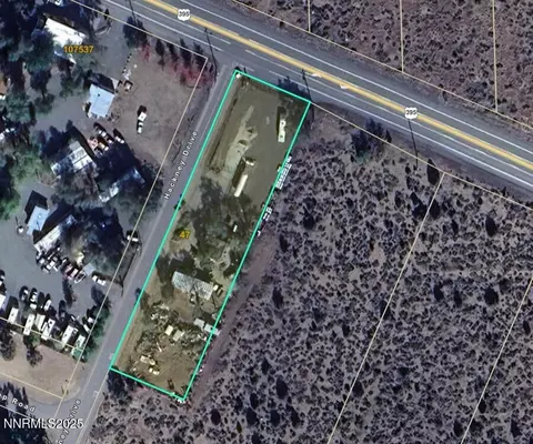 47 Hackney Dr, Coleville, CA 96107