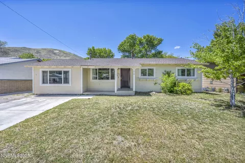 218 Albany Ave, Carson City, NV 89703
