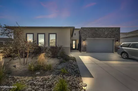 250 Porter Peak Dr, Carson City, NV 89701