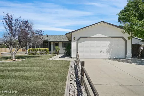 546 Yellow Jacket Rd, Dayton, NV 89403