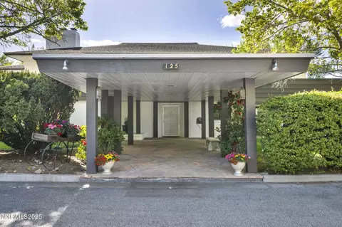 125 Greenridge Dr, Reno, NV 89509