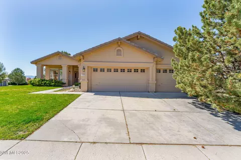 7100 Heatherwood Dr, Reno, NV 89523