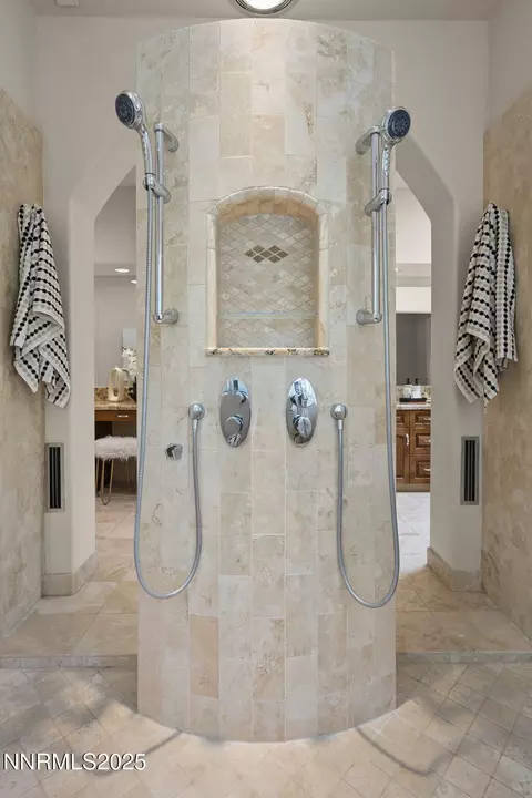 Bath - 5101 Eldorado Dr, Reno, NV 89519 photo 1 of 4