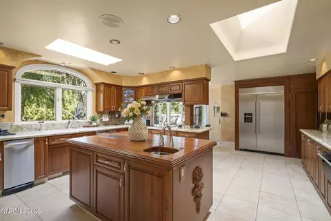 Kitchen - 5101 Eldorado Dr, Reno, NV 89519 photo 4 of 5
