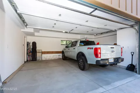 Exterior - 340 Barton Dr, Stateline, NV 89449 photo 5 of 8