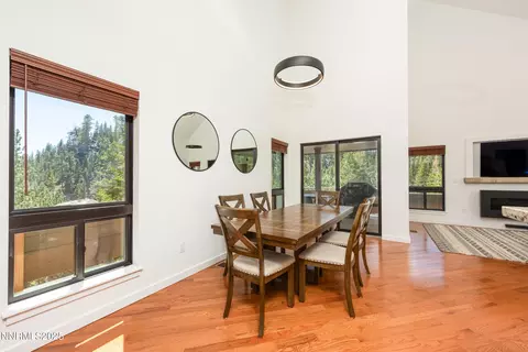 Dining - 340 Barton Dr, Stateline, NV 89449 photo 1 of 2