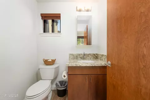 Bath - 340 Barton Dr, Stateline, NV 89449 photo 6 of 7