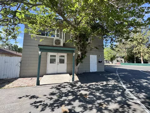 2085 G St, Sparks, NV 89431