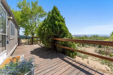 330 Gerdes Ave, Sun Valley, NV 89433