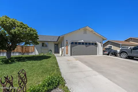 1427 Rosy Finch Dr, Spanish Springs, NV 89441