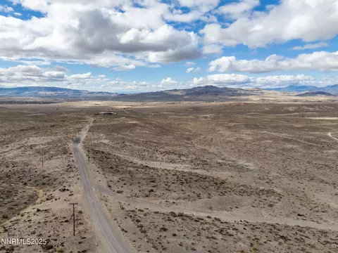 1125 Ruby Ave, Silver Springs, NV 89429