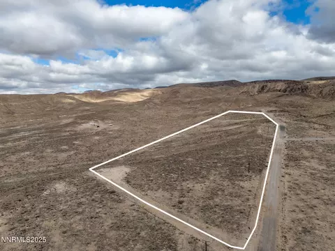 1125 Ruby Ave, Silver Springs, NV 89429