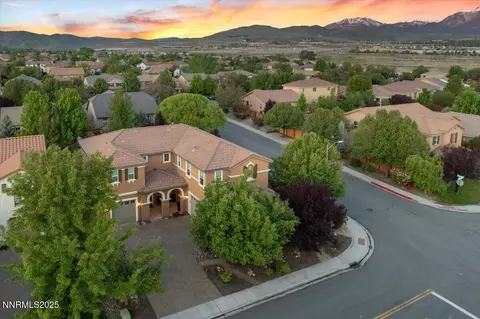 400 Sondrio Ct, Reno, NV 89521