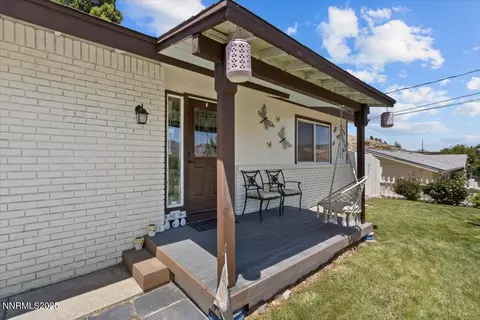 Exterior - 160 Cheyenne Dr, Reno, NV 89521 photo 2 of 6