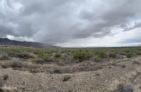 11040 Polo Park Ln, Lovelock, NV 89419