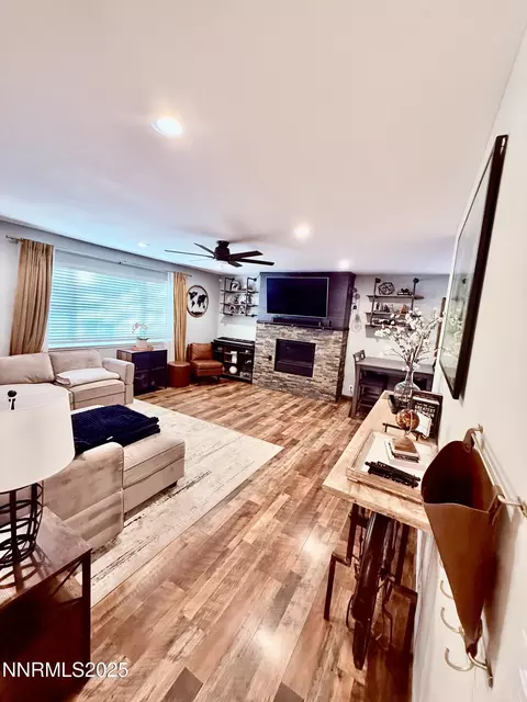 Living - 3100 Pine Ln, Carson City, NV 89706 photo 1 of 4