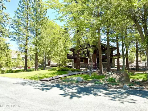 300 Prickly Pear Rd, Verdi, NV 89439