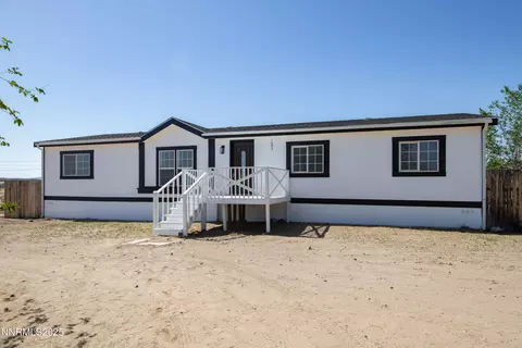 1095 Hooten St, Silver Springs, NV 89429