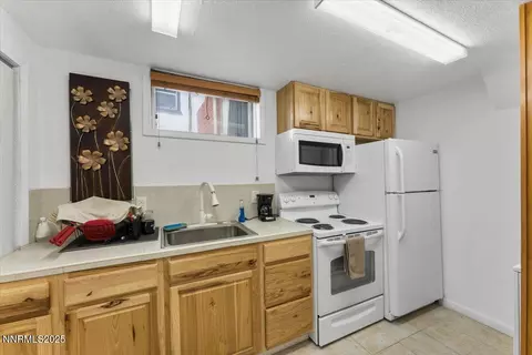 Kitchen - 1410 Patrick Ave, Reno, NV 89509 photo 7 of 7