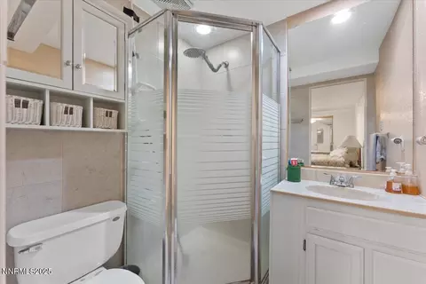 Bath - 1410 Patrick Ave, Reno, NV 89509 photo 3 of 3