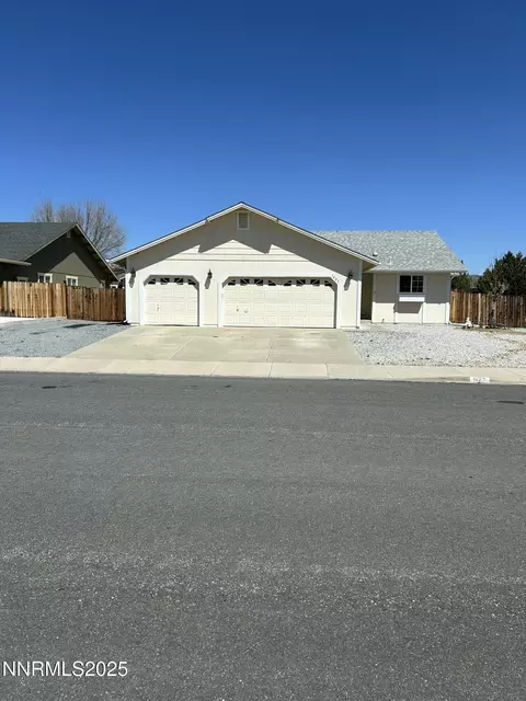 1423 Talking Sparrow Dr, Spanish Springs, NV 89441