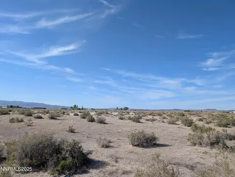 3650 E 9th St, Silver Springs, NV 89429