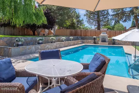 5000 Saint Andrews Dr, Reno, NV 89502