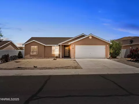 1463 Grey Bluffs Dr, Fernley, NV 89408