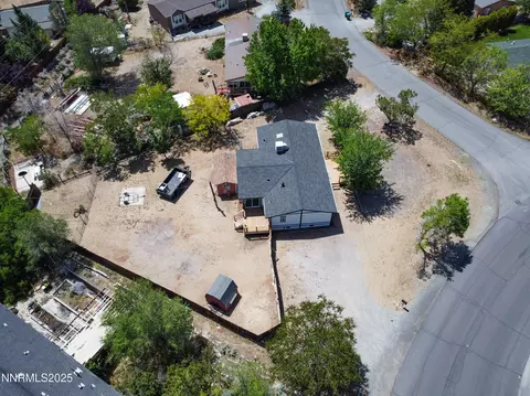 6120 Leon Dr, Sun Valley, NV 89433